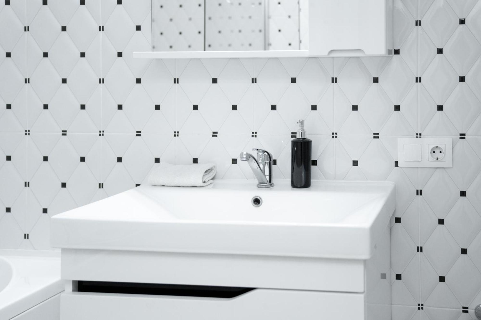 Business Class Apartments In The City Center Chisinau Bagian luar foto