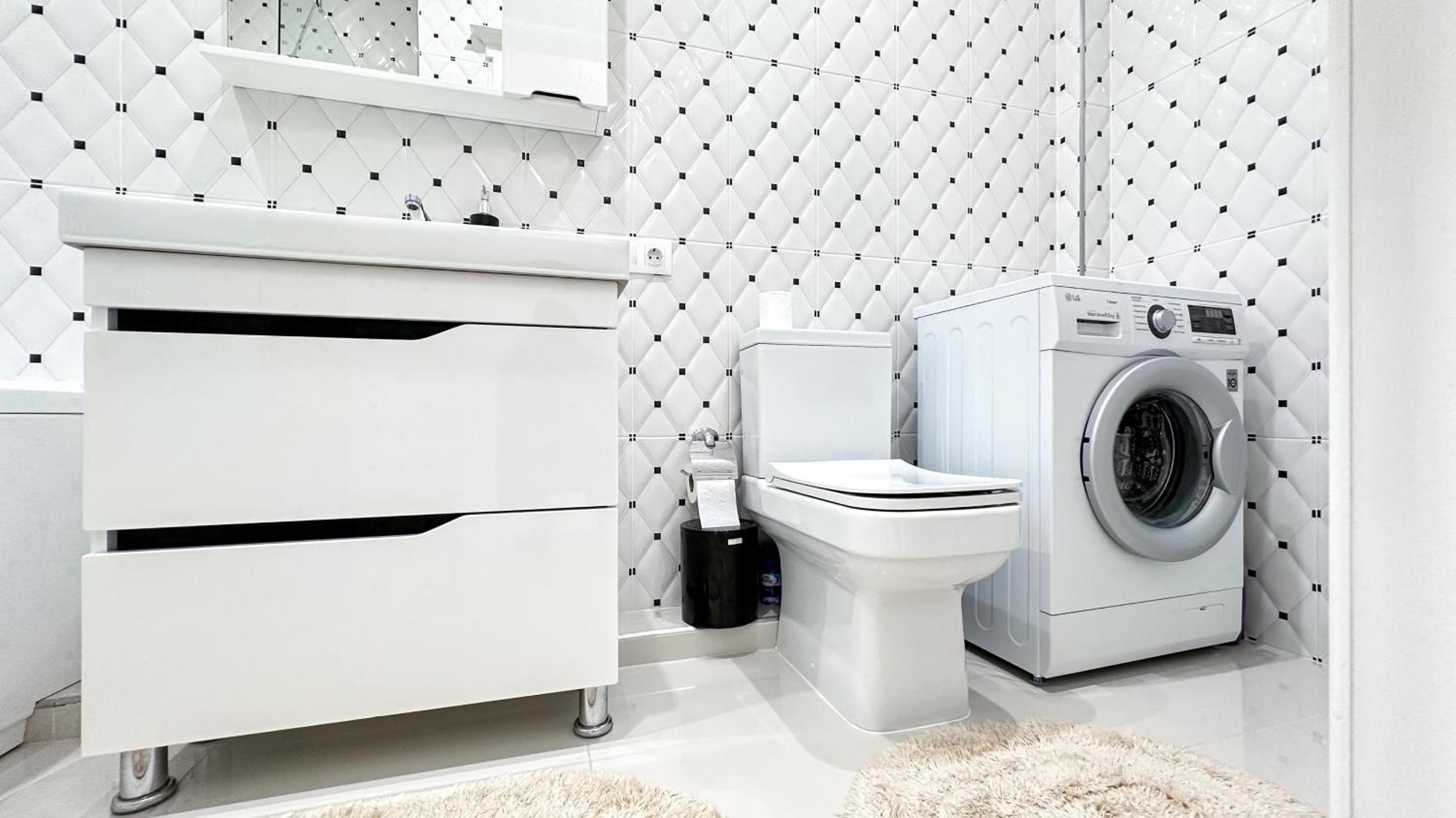 Business Class Apartments In The City Center Chisinau Bagian luar foto