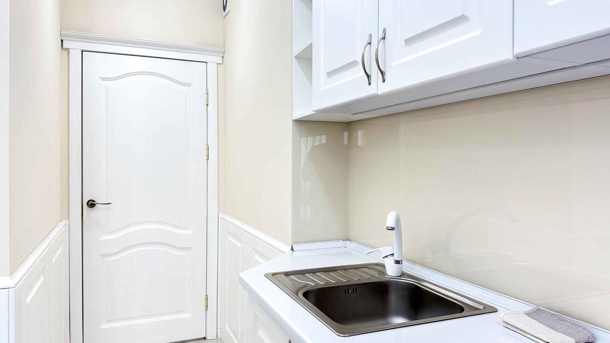 Business Class Apartments In The City Center Chisinau Bagian luar foto