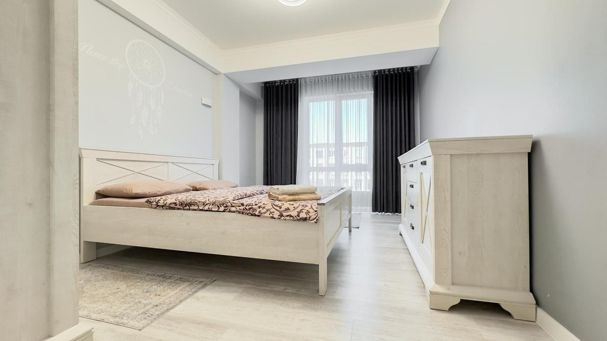 Business Class Apartments In The City Center Chisinau Bagian luar foto